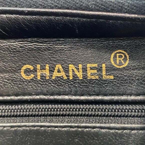 SOLD Authentic Chanel Vintage Black Caviar Tote Bag - Picture 11 of 16